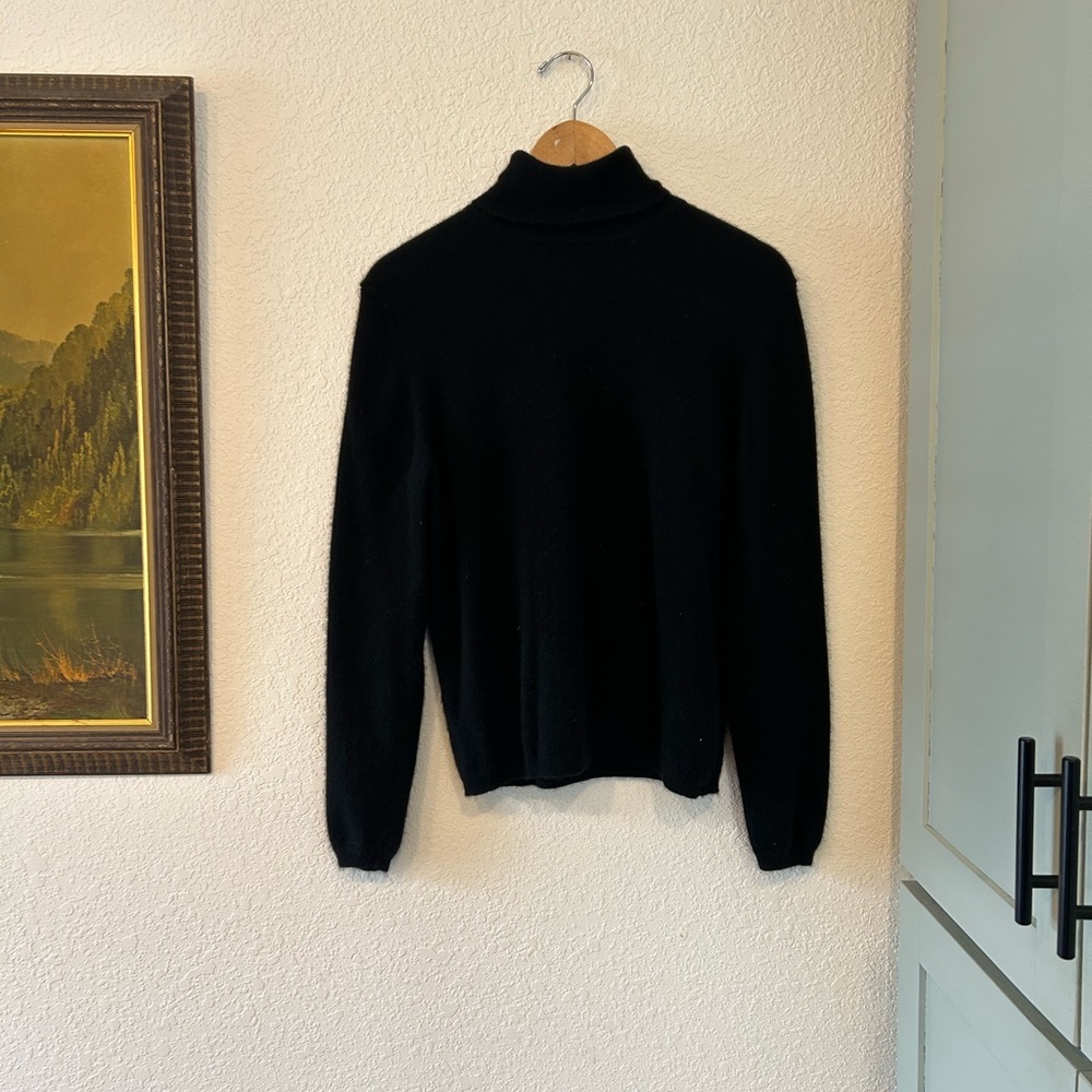 100% cashmere sweater